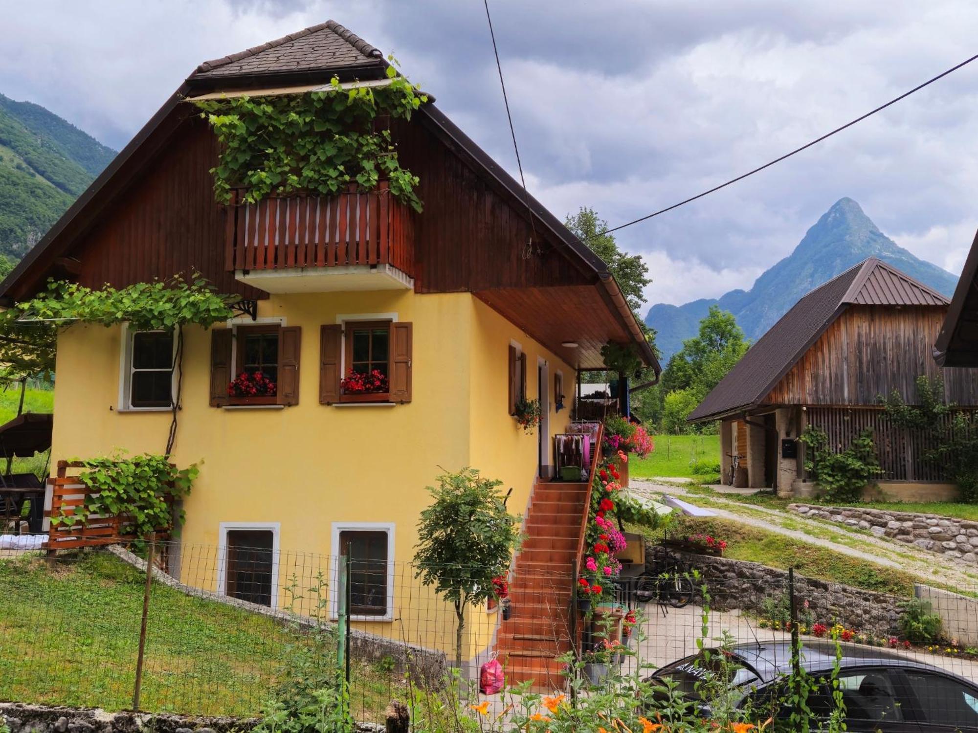 Apartment Anaya Paradise For Families Бовец Экстерьер фото